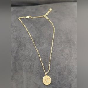 Valentino 18kgp Elegant Gold Pendant Necklace